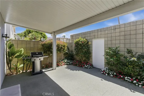 $739,900 | 3342 Bradbury Road, Unit 20, Los Alamitos, CA 90720