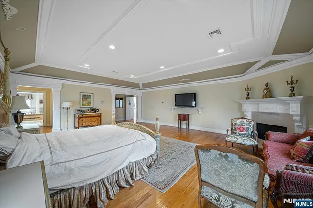 $3,750,000 | 21 Priscilla Lane, Englewood Cliffs, NJ 07632