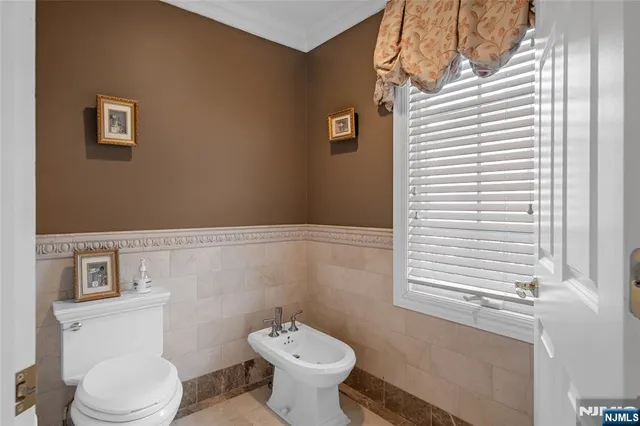 $3,750,000 | 21 Priscilla Lane, Englewood Cliffs, NJ 07632