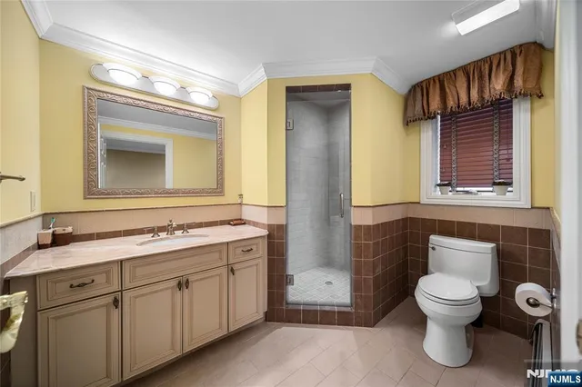 $3,750,000 | 21 Priscilla Lane, Englewood Cliffs, NJ 07632