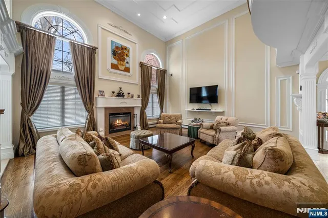 $3,750,000 | 21 Priscilla Lane, Englewood Cliffs, NJ 07632