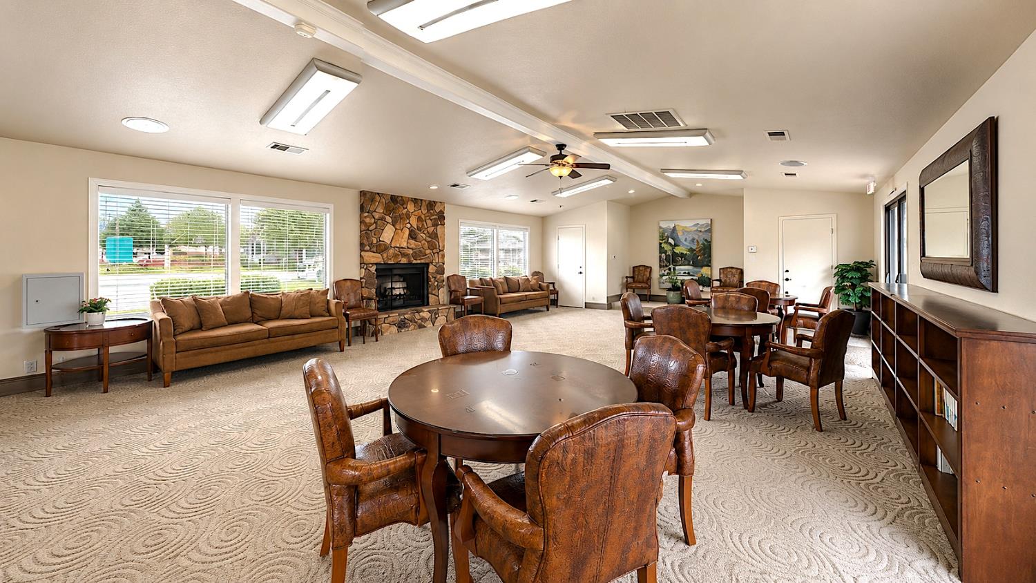 812 West Clover Road, Unit 59 Tracy, CA 95376 - Photo 45 of 51 Interior Club House -2