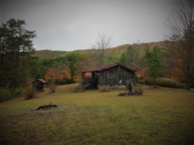88 Whipperwill Hill Road Gap Mills, WV 24941 - Photo 7 of 68 Gallery Image 7