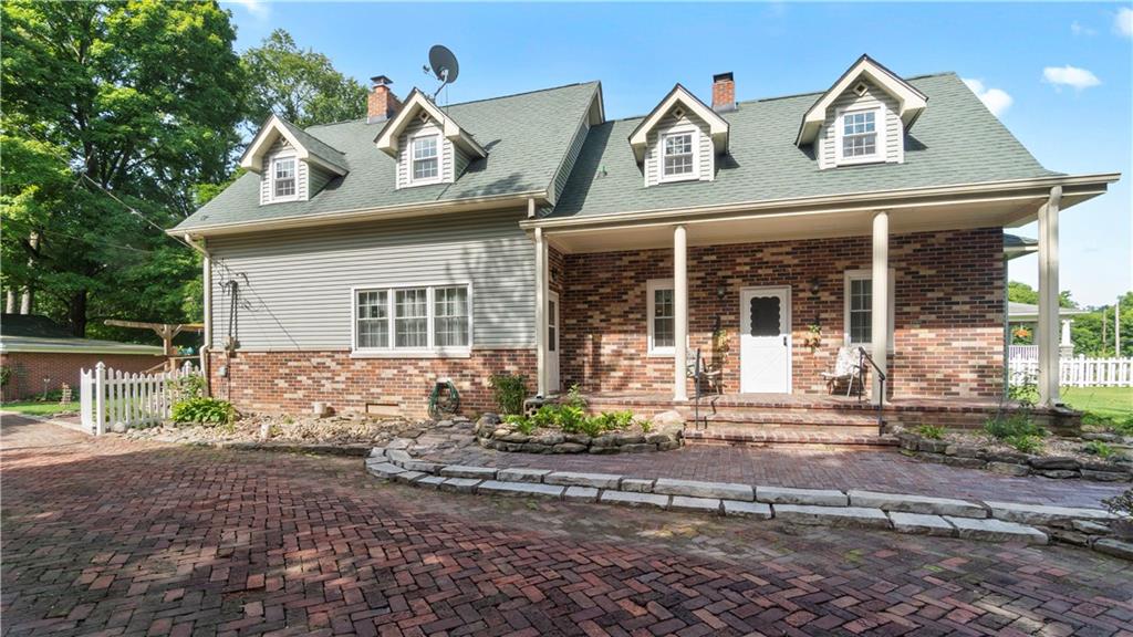 7426 Mendenhall Road Camby, IN 46113 - Photo 3 of 42