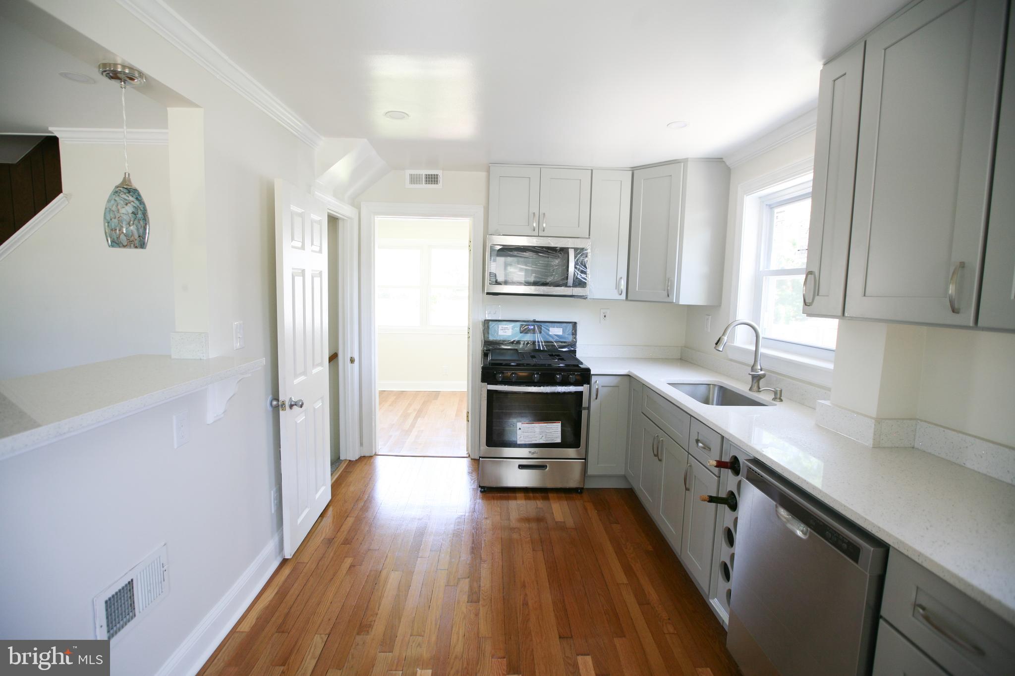 800 Chillum Road Hyattsville, MD 20783 - Photo 4 of 40