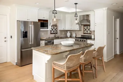 $2,889,000 | 1033 Oakland Avenue, Menlo Park, CA 94025