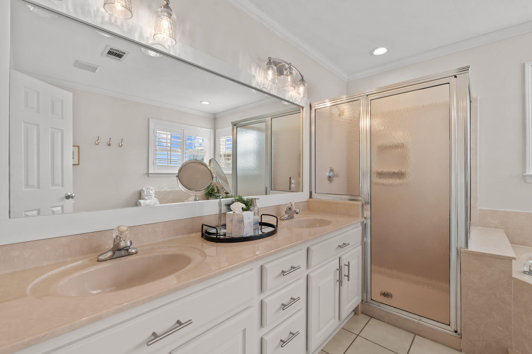 36 Sundown Court Santa Rosa Beach, FL 32459 - Photo 28 of 42 Formal Master Bathroom