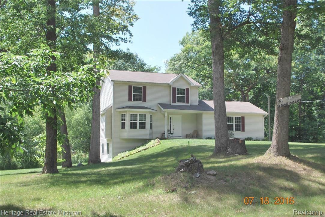 3700 Gregory Road Gregory, MI 48137 - Photo 11 of 43 DSC_0107.JPG