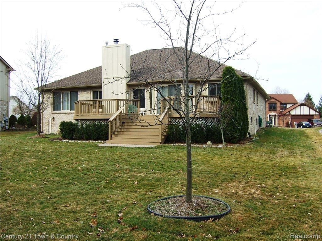 1167 Bembridge Drive Rochester, MI 48307 - Photo 20 of 20 REAR OF HOME