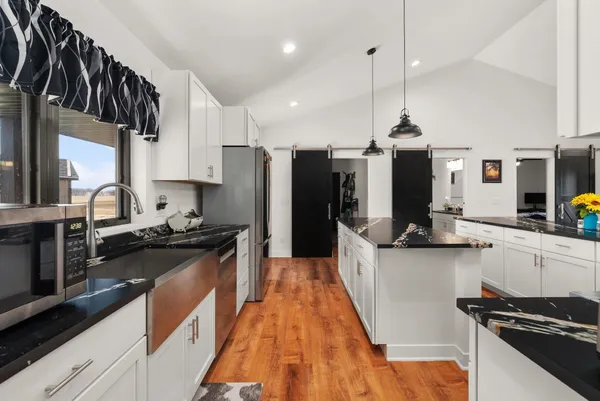 $939,900 | 11218 North Crocker Road, Brooklyn, WI 53521