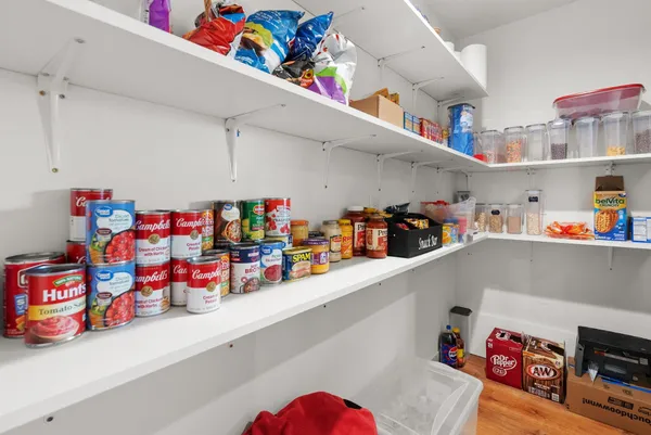 $939,900 | 11218 North Crocker Road, Brooklyn, WI 53521