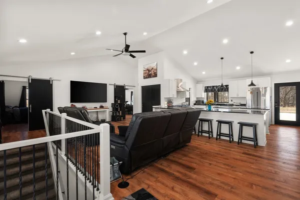 $939,900 | 11218 North Crocker Road, Brooklyn, WI 53521