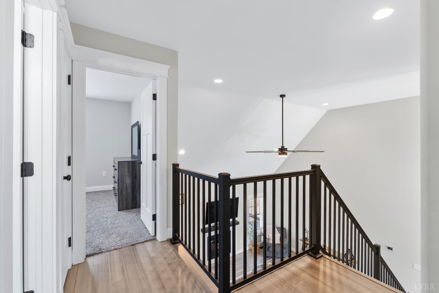 835 Sunset Ridge Drive Concord, VA 24538 - Photo 29 of 57 a view of a hallway with entryway and chandelier