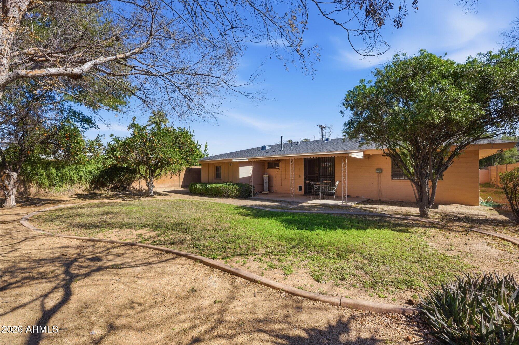 7720 North 3rd Avenue Phoenix, AZ 85021 - Photo 25 of 32 Spacious Yard
