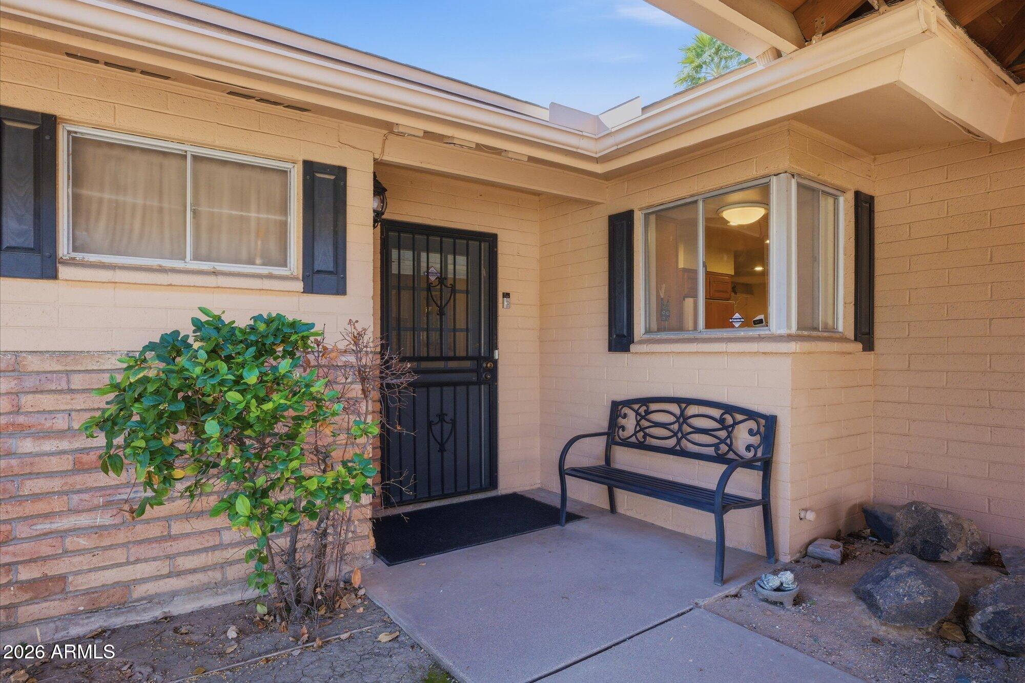 7720 North 3rd Avenue Phoenix, AZ 85021 - Photo 3 of 32 Charming Entry