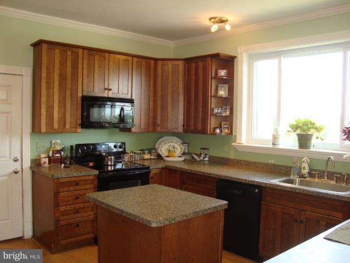 6281 Harley Road Middletown, MD 21769 - Photo 8 of 30 Kitchen