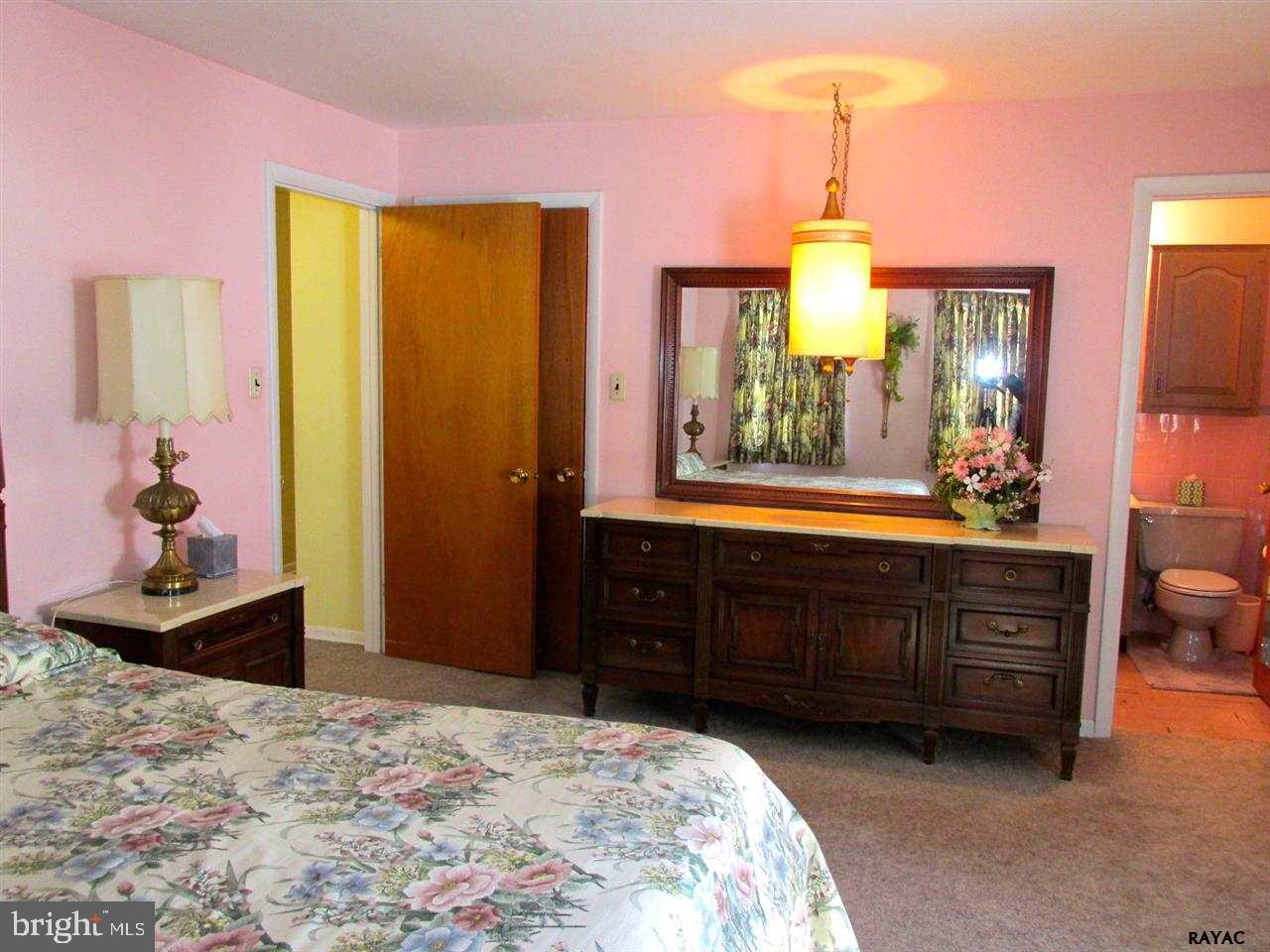 3320 Harrowgate Road York, PA 17402 - Photo 16 of 36 Gallery Image 16