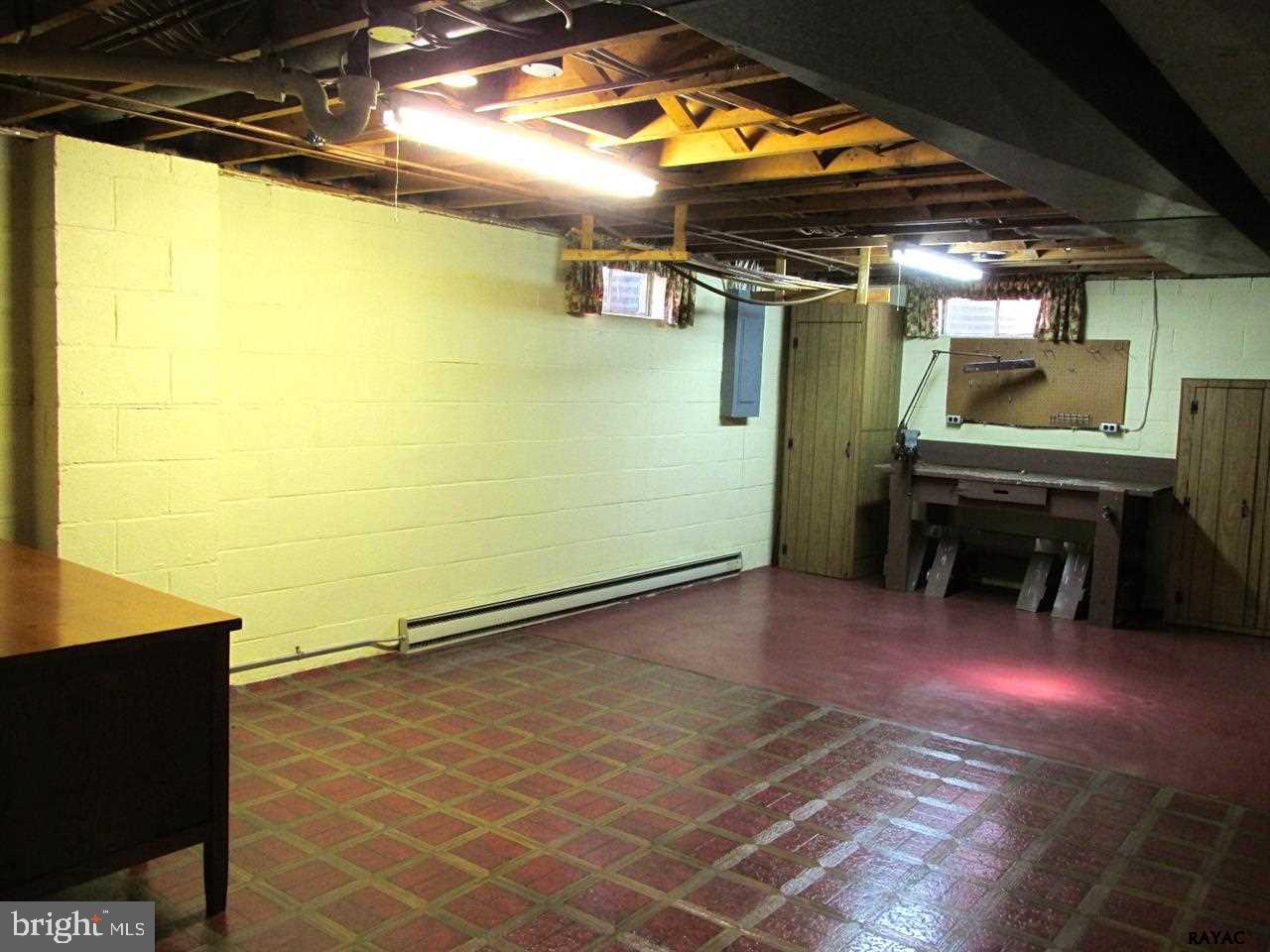 3320 Harrowgate Road York, PA 17402 - Photo 28 of 36 Gallery Image 28