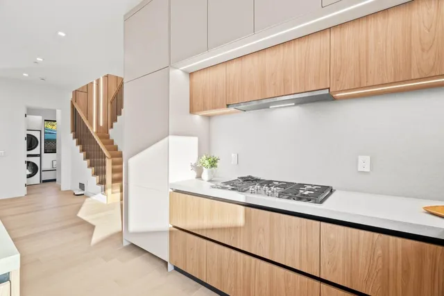 $4,398,000 | 700 Farley Street, Mountain View, CA 94043