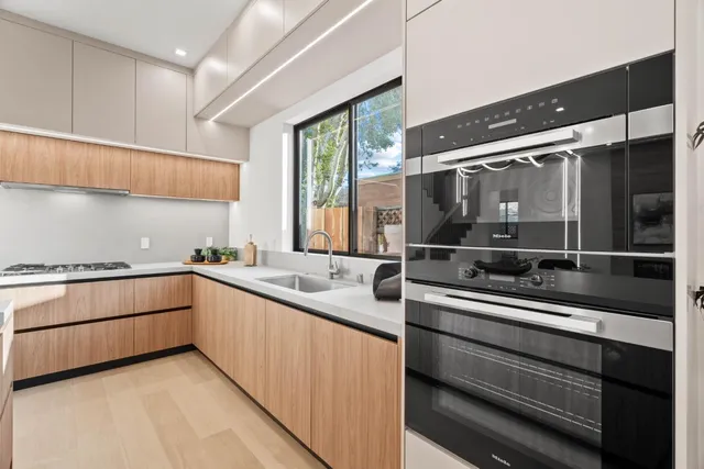 $4,398,000 | 700 Farley Street, Mountain View, CA 94043