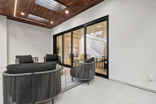 $4,398,000 | 700 Farley Street, Mountain View, CA 94043