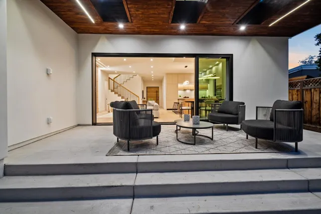 $4,398,000 | 700 Farley Street, Mountain View, CA 94043