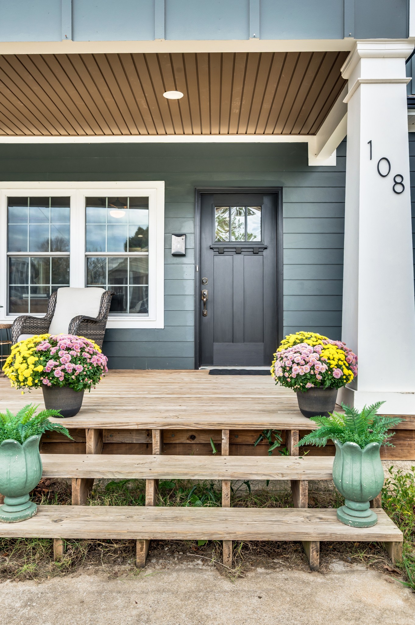 108 Poplar Street Dickson, TN 37055 - Photo 6 of 39 a front view of a house