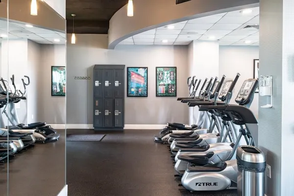 $2,400 | 943 Peachtree Street Northeast, Unit 1519, Atlanta, GA 30309