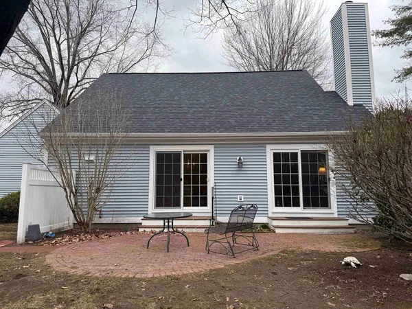 $515,000 | 555 Straw Hill Road, Manchester, NH 03104
