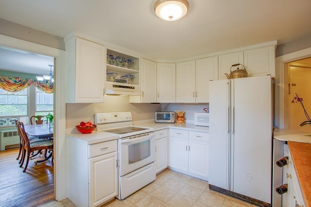 92 Evans Road Marblehead, MA 01945 - Photo 13 of 33 Gallery Image 13
