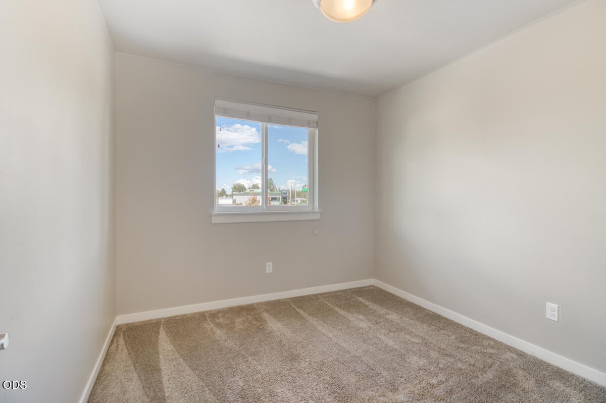 61618 Southeast Depot Loop Bend, OR 97702 - Photo 26 of 33 Gallery Image 26