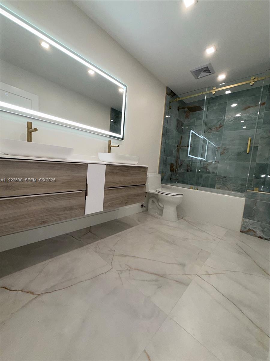 15254 Southwest 109th Street Miami, FL 33196 - Photo 33 of 48 a view of entryway