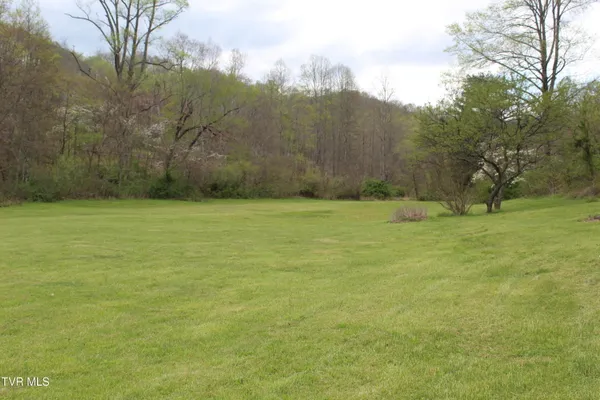 $45,000 | 4598-4550 Reeds Creek Road, Unit 9 & 10, Keokee, VA 24265