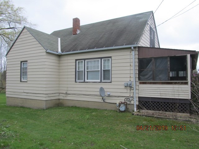 1494 Thompson Road Franklin, PA 16323 - Photo 18 of 21 a front view of a house with a yard