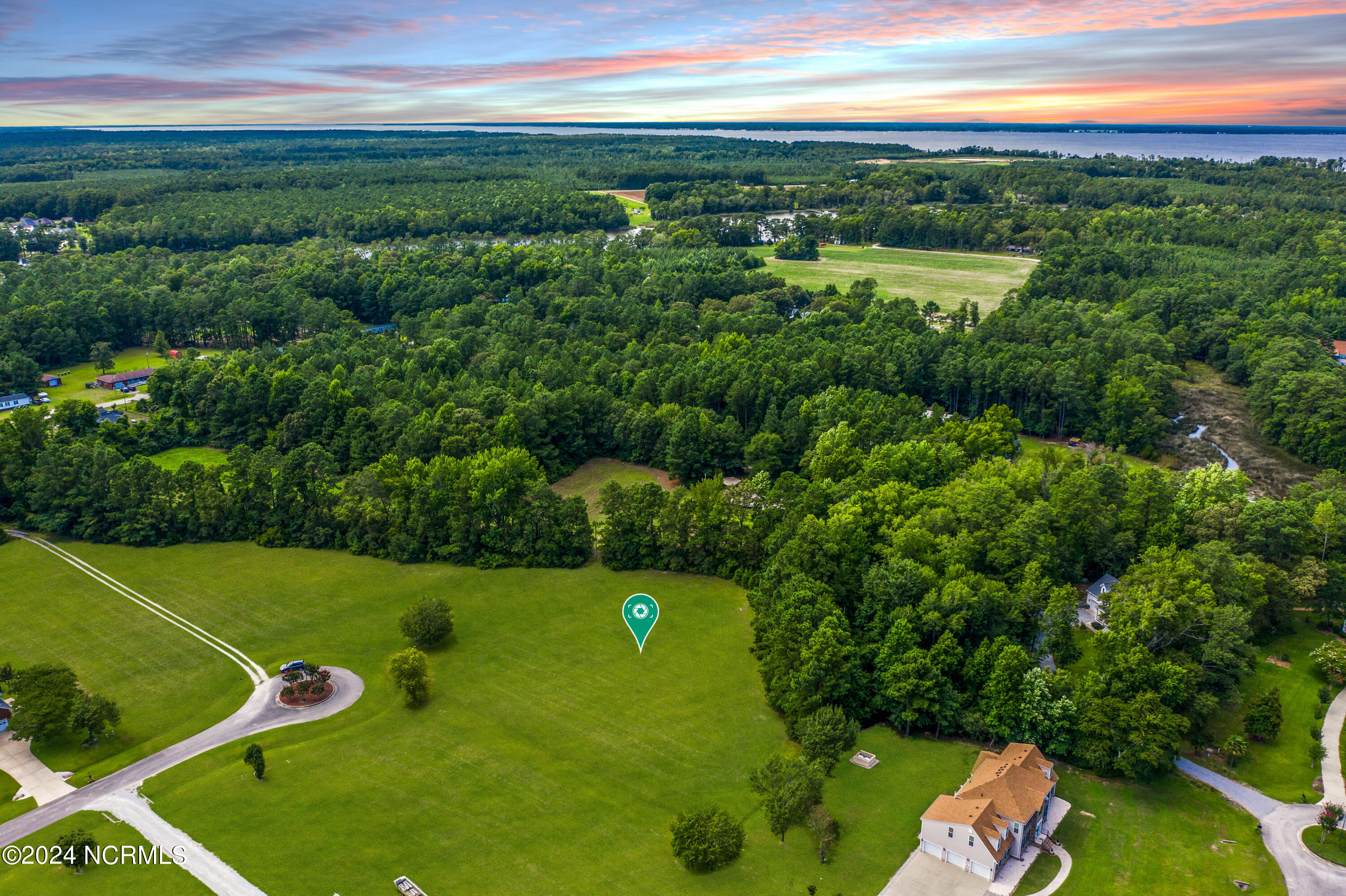 101 Anchorage Drive Havelock, NC 28532 - Photo 2 of 11 DJI_0397p (1)