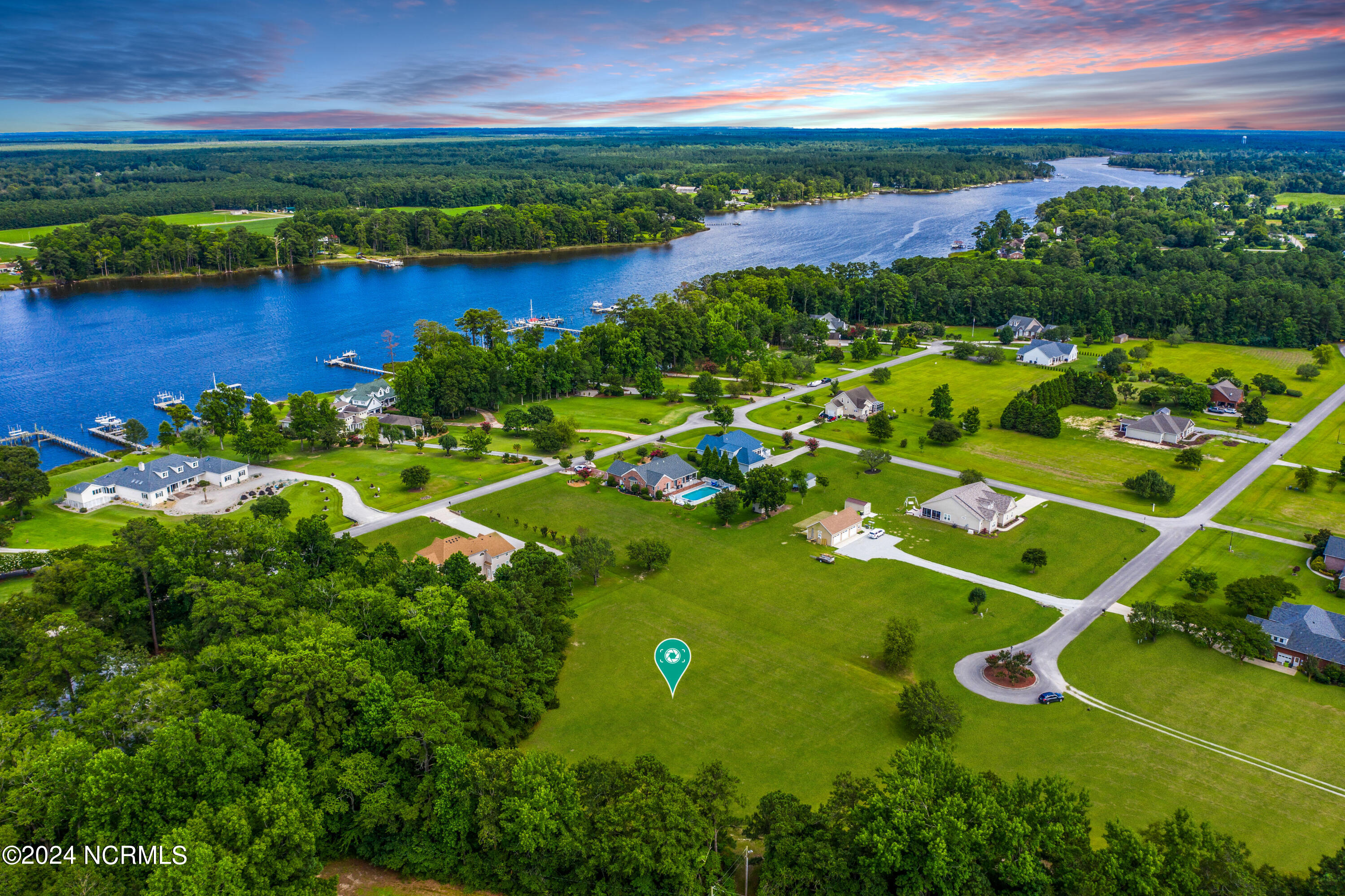 101 Anchorage Drive Havelock, NC 28532 - Photo 3 of 11 DJI_0399p (1)