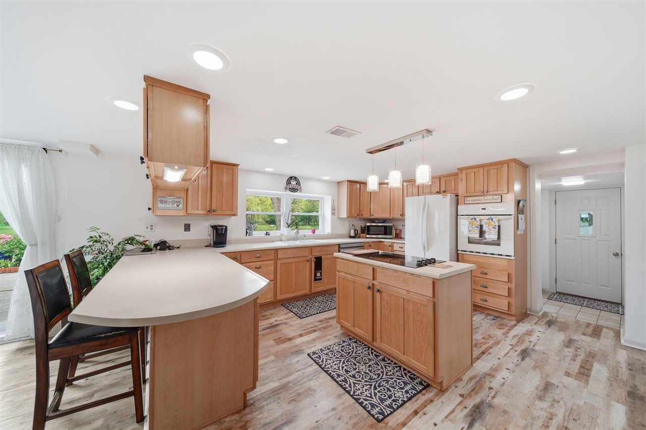 6541 Ackerson Lake Road Jackson, MI 49201 - Photo 19 of 76