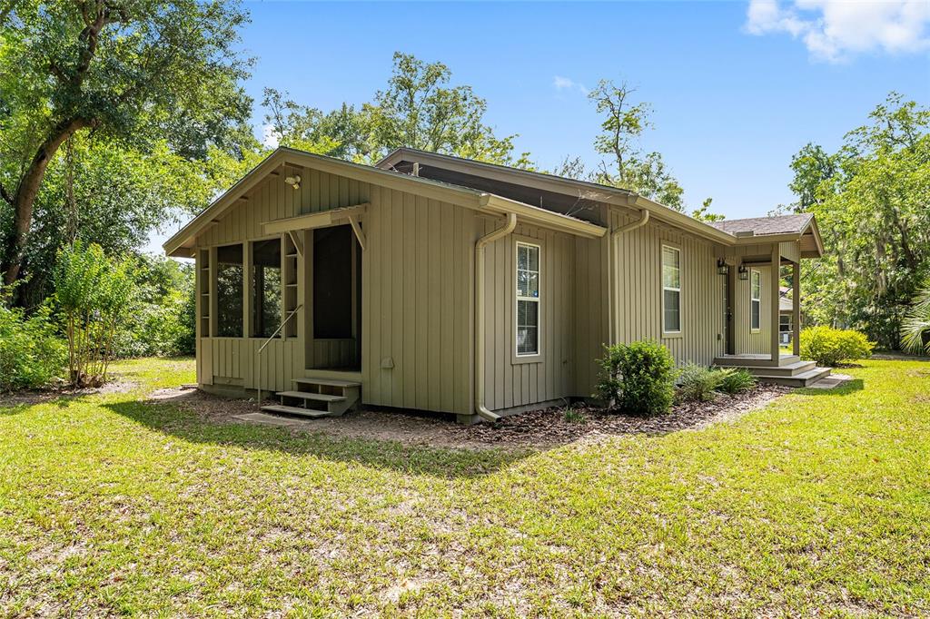 18673 Northwest 252nd Street High Springs, FL 32643 - Photo 32 of 40