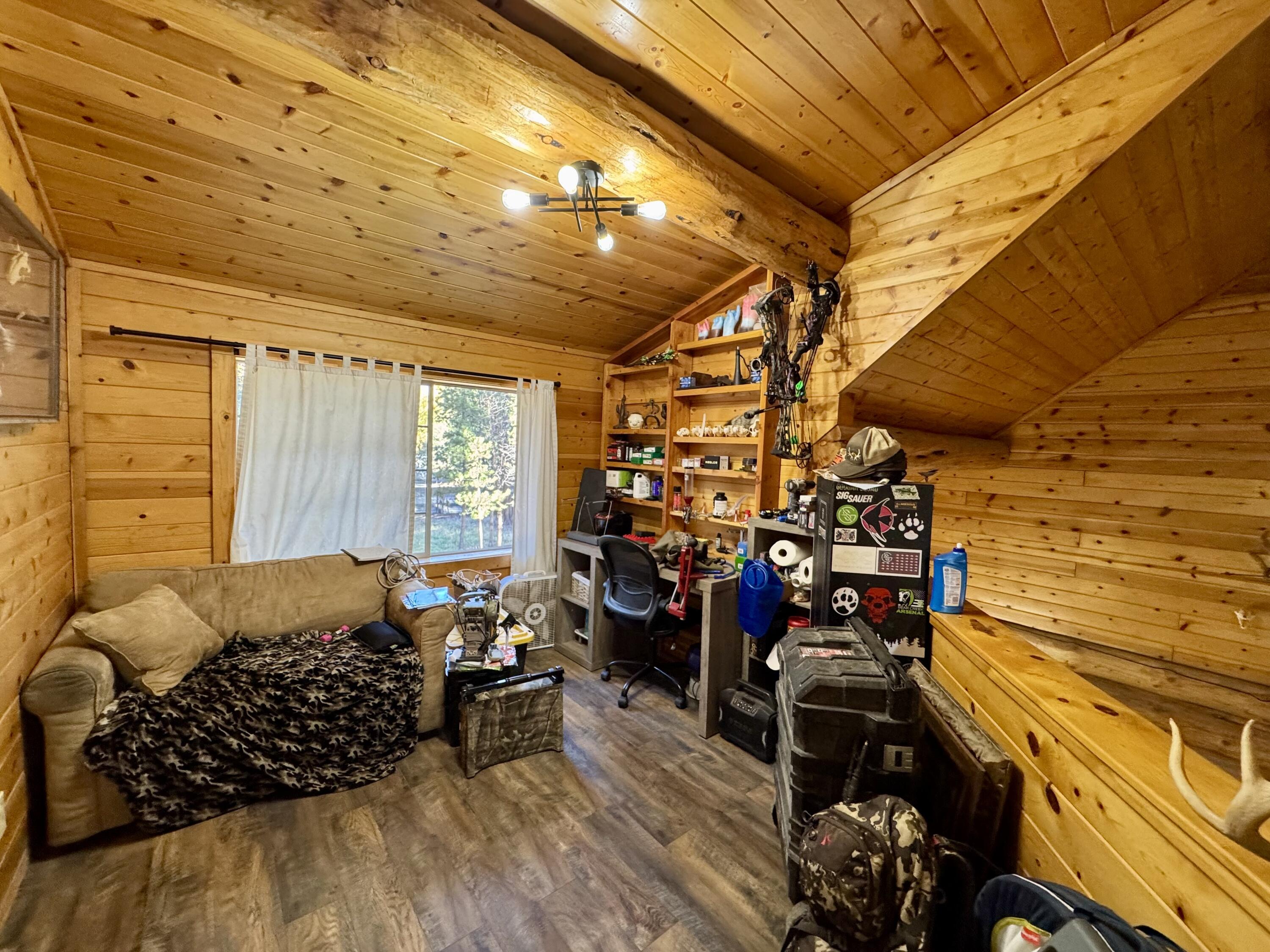 15576 Federal Road La Pine, OR 97739 - Photo 20 of 30