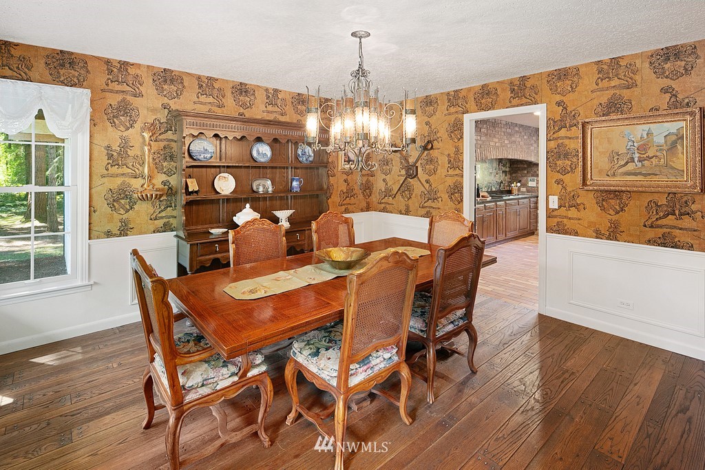 12525 Avondale Road Northeast Redmond, WA 98052 - Photo 16 of 40 Gallery Image 16