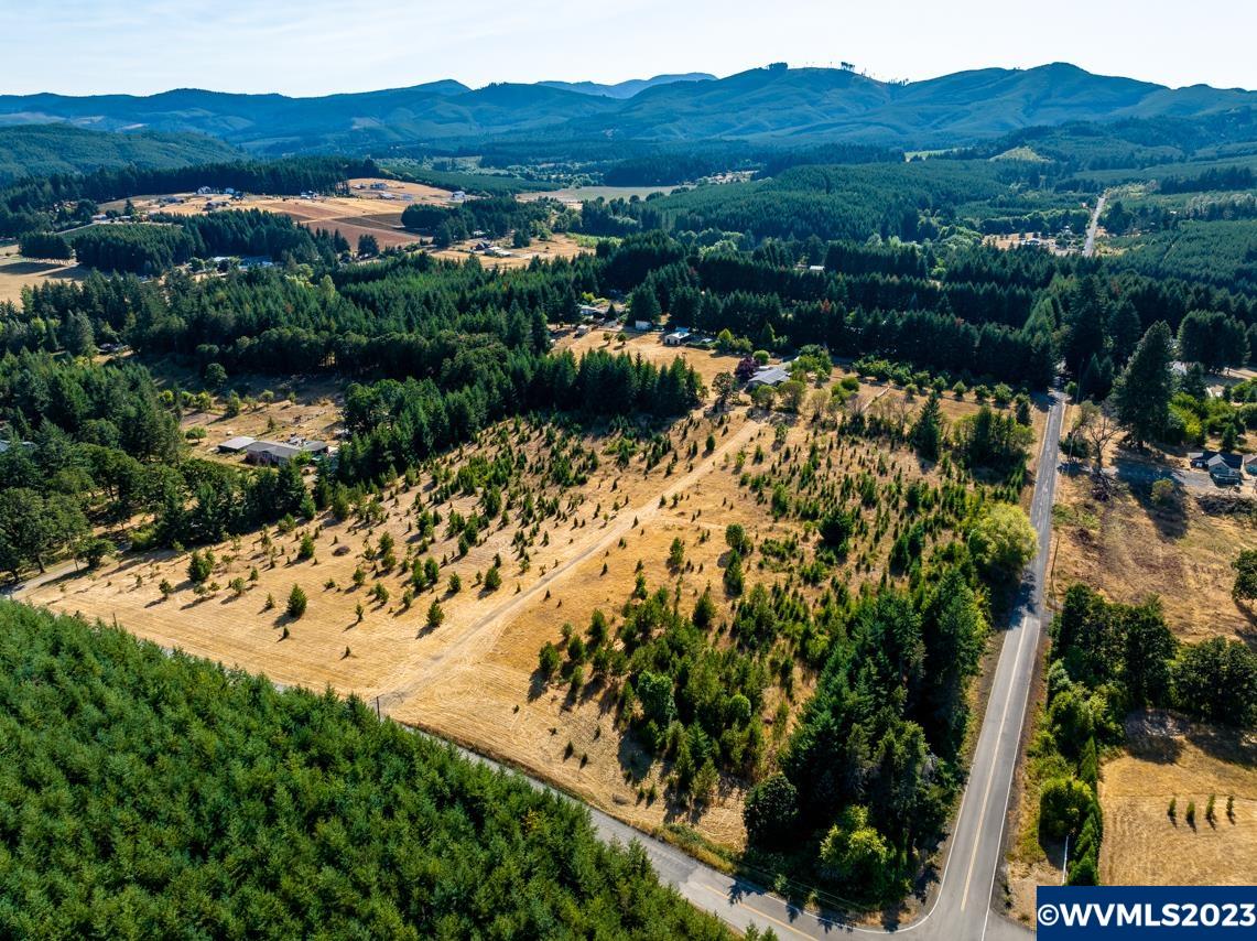 25928 Larkin Road Monroe, OR 97456 - Photo 5 of 10