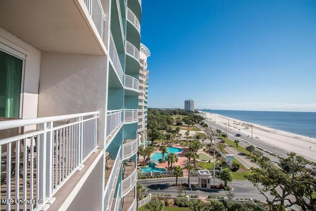 $489,000 | 2230 Beach Drive, Unit 808, Gulfport, MS 39507