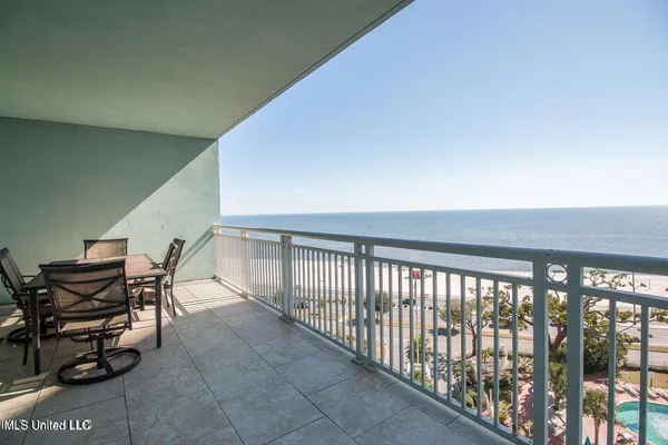 $435,000 | 2230 Beach Drive, Unit 808, Gulfport, MS 39507