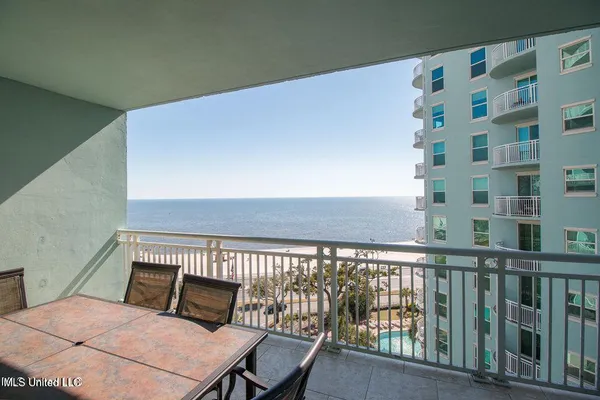 $435,000 | 2230 Beach Drive, Unit 808, Gulfport, MS 39507