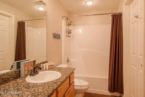 $435,000 | 2230 Beach Drive, Unit 808, Gulfport, MS 39507