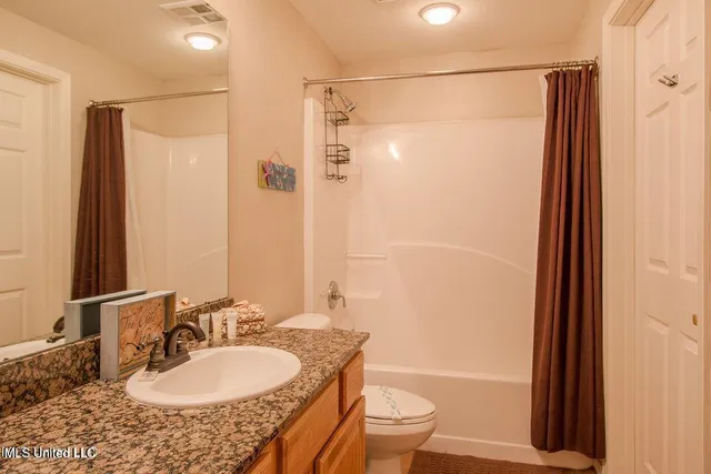 $489,000 | 2230 Beach Drive, Unit 808, Gulfport, MS 39507