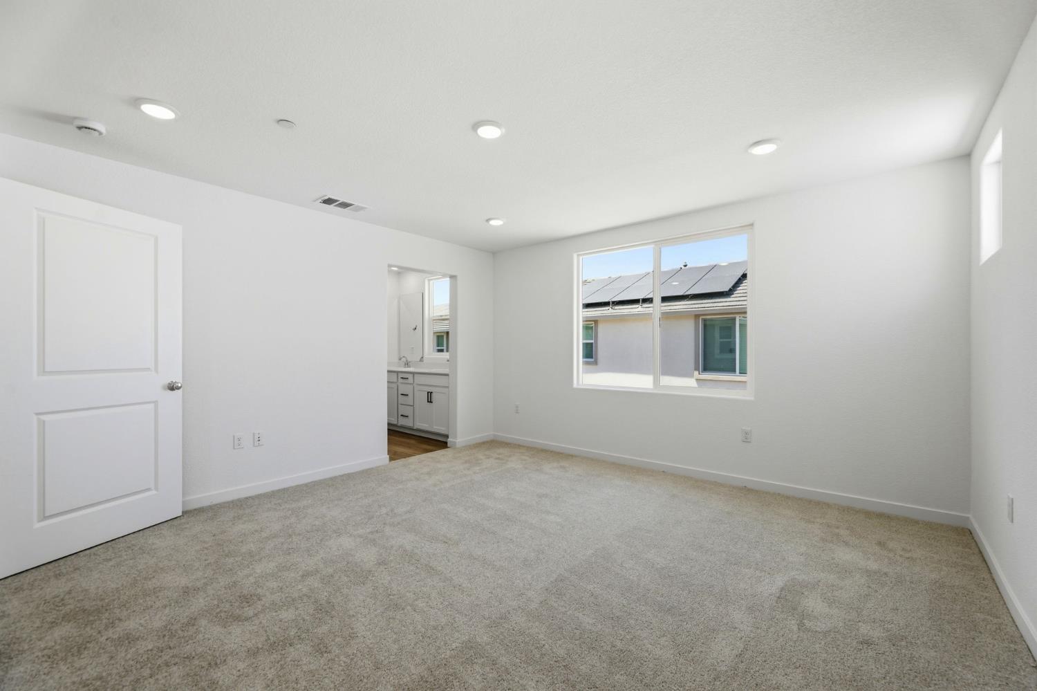 1280 Leonhardt Loop Lincoln, CA 95648 - Photo 7 of 12