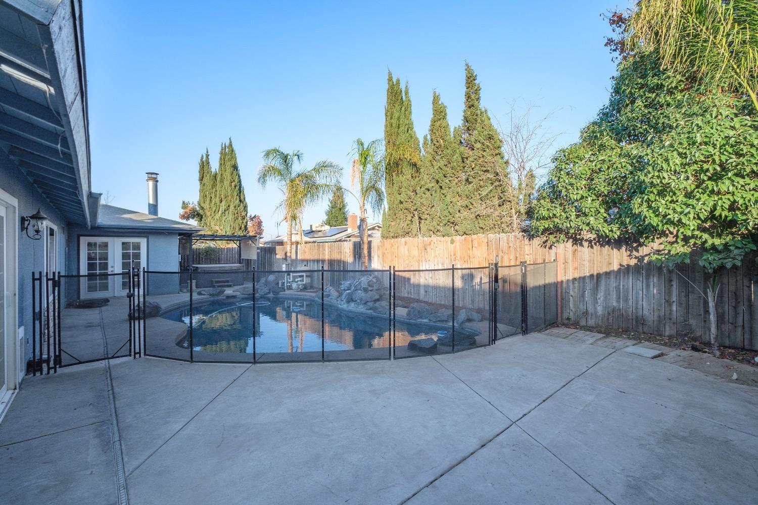 915 Fordham Avenue Clovis, CA 93611 - Photo 20 of 23