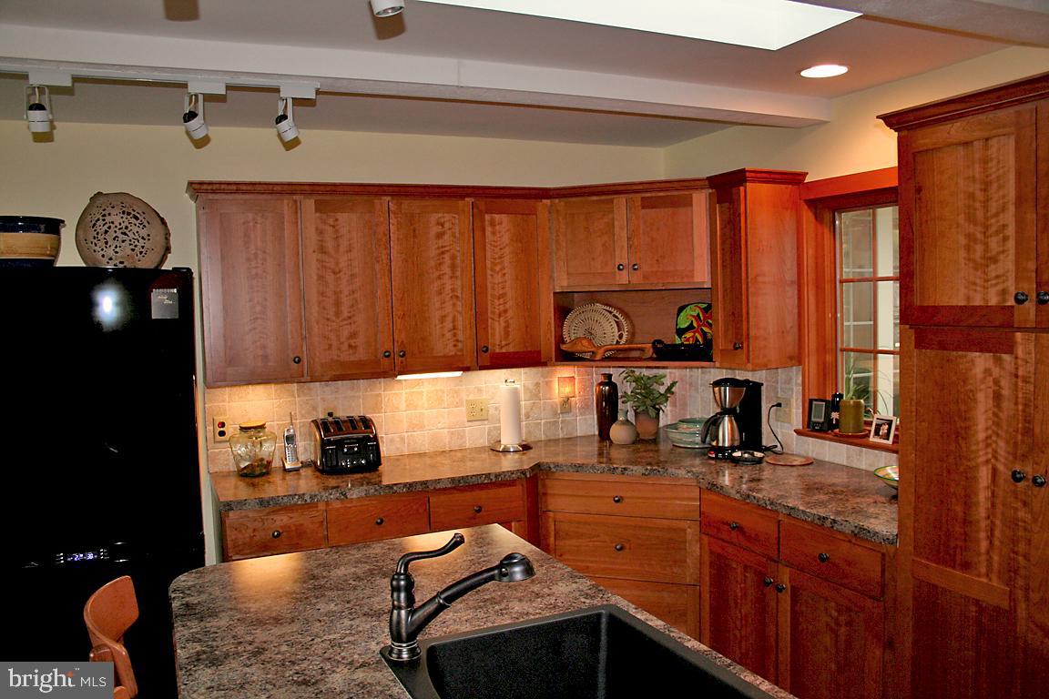 1340 Stillwater Road Lancaster, PA 17601 - Photo 4 of 5