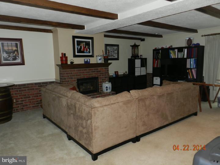 496 Hoffman Road Harleysville, PA 19438 - Photo 9 of 22 Family Room